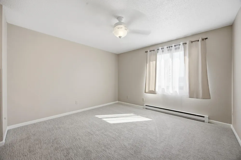 341 Prairiewood Circle S #208 Fargo, ND 58103