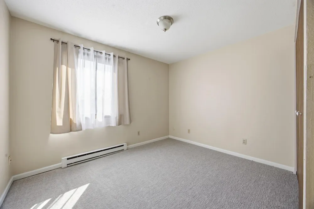 341 Prairiewood Circle S #208 Fargo, ND 58103