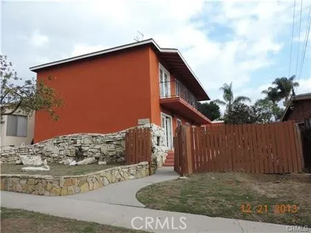 2156 Gaviota Avenue Signal Hill, CA 90755