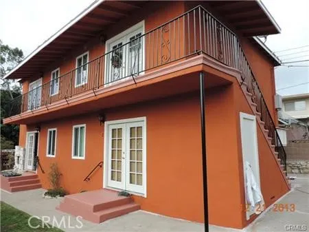 2156 Gaviota Avenue Signal Hill, CA 90755
