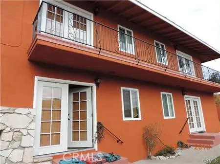2156 Gaviota Avenue Signal Hill, CA 90755