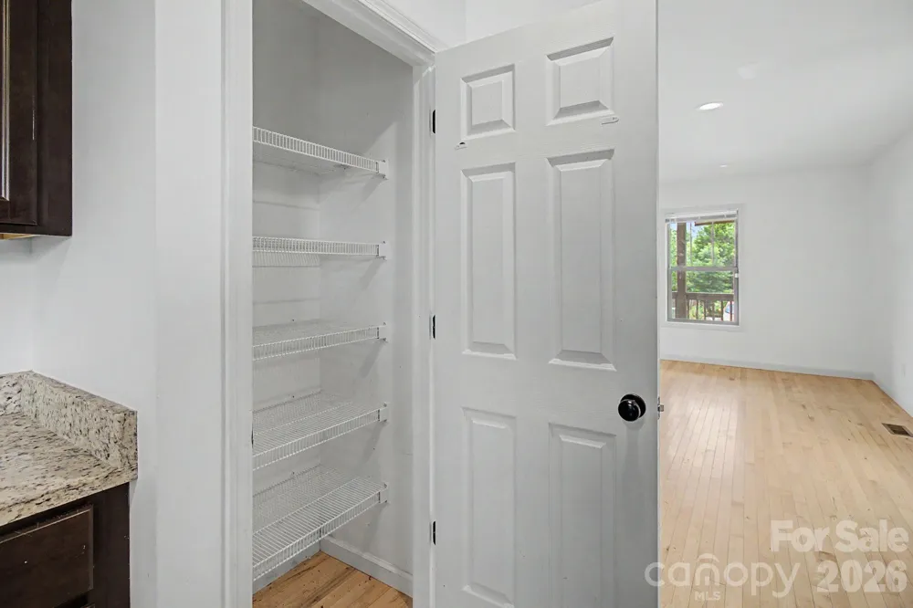 31 Yarrow Meadow Road Weaverville, NC 28787