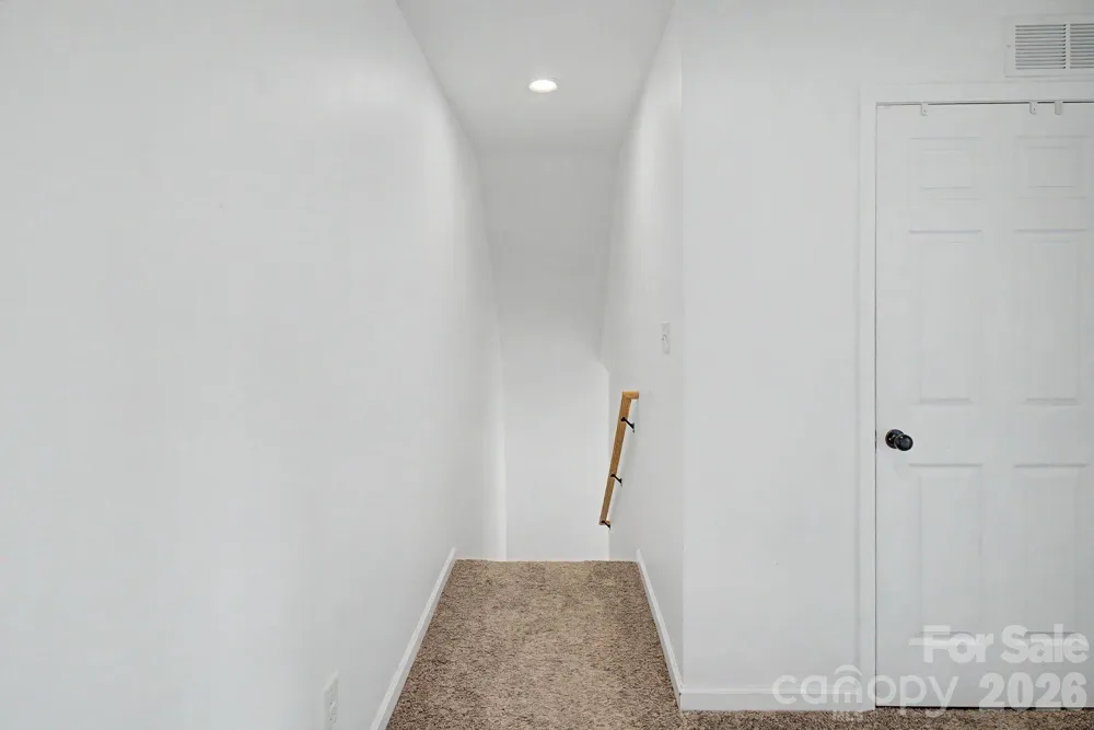 31 Yarrow Meadow Road Weaverville, NC 28787