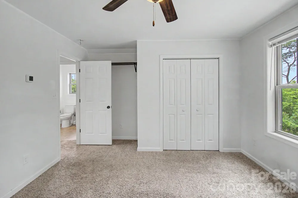 31 Yarrow Meadow Road Weaverville, NC 28787