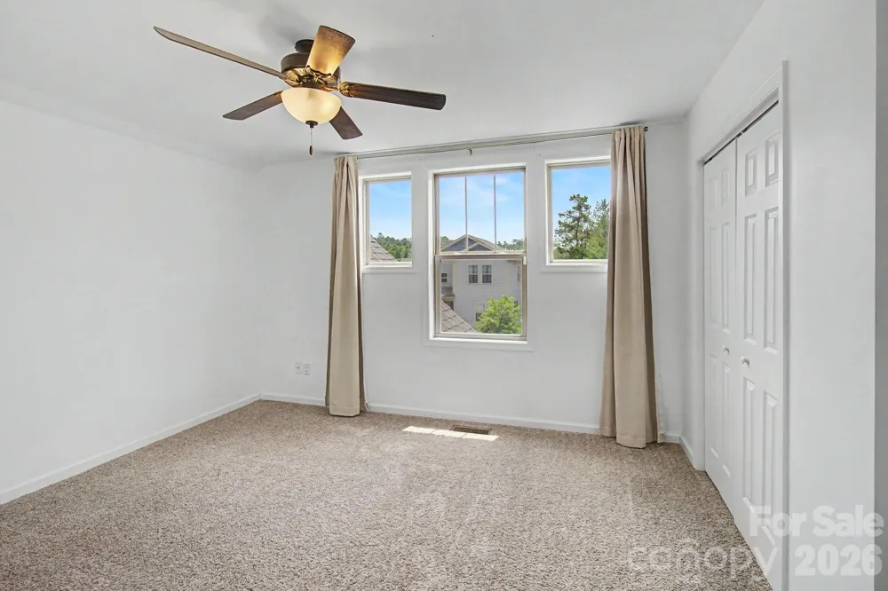 31 Yarrow Meadow Road Weaverville, NC 28787