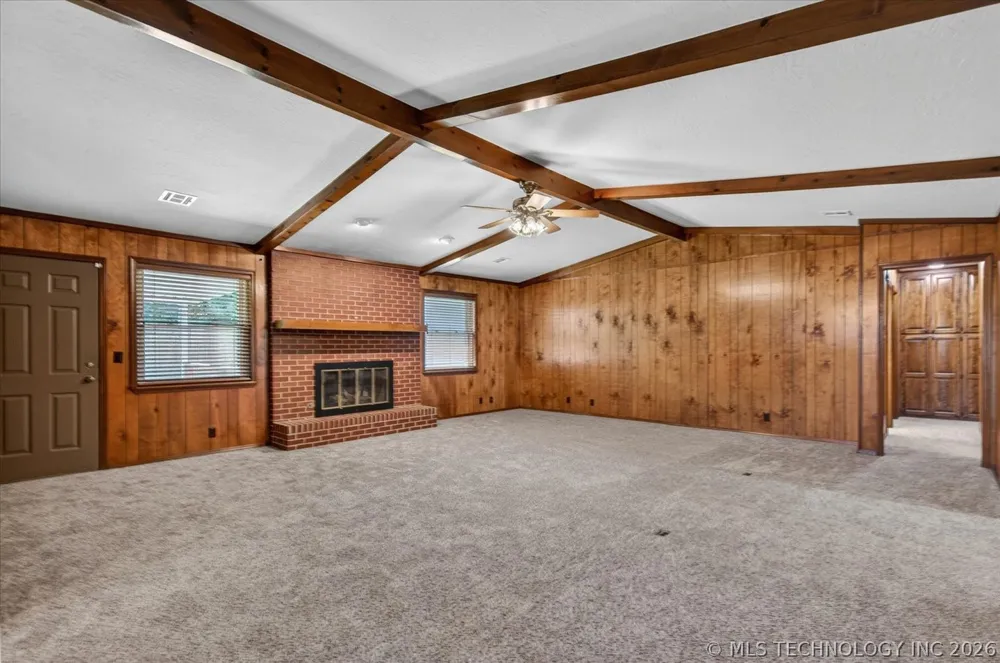 118 Canterbury Court Bartlesville, OK 74006