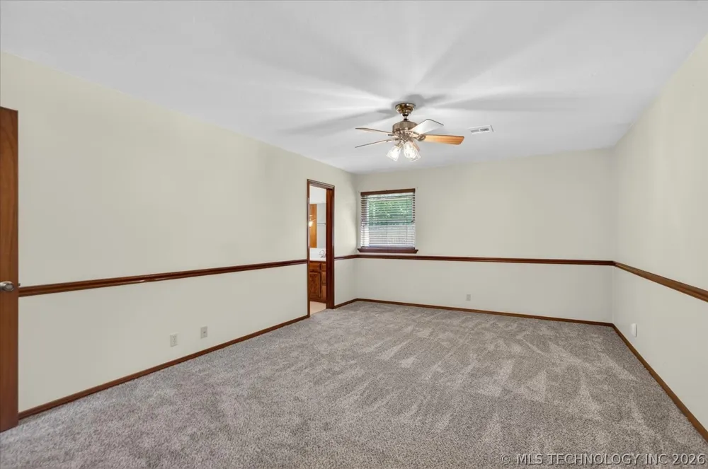 118 Canterbury Court Bartlesville, OK 74006