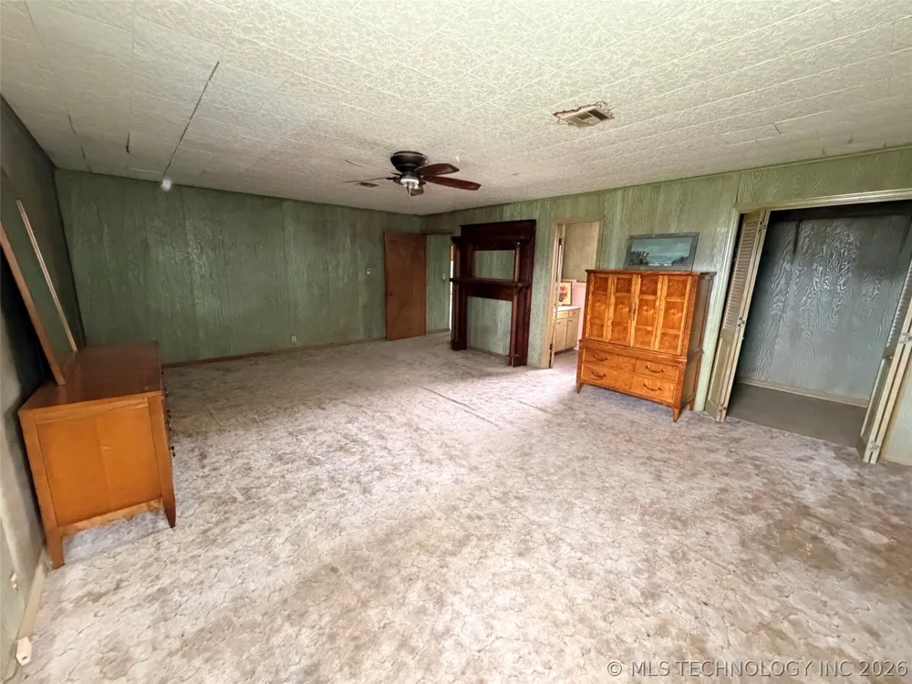 28390 S 196th Road Henryetta, OK 74437