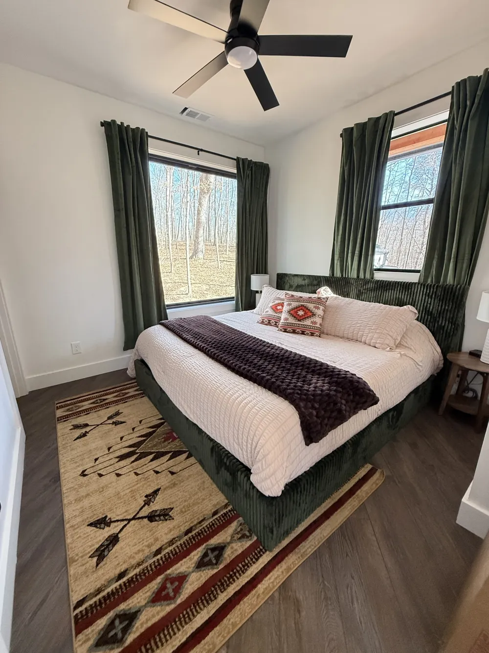 2451 Clifftops Ave Monteagle, TN 37356