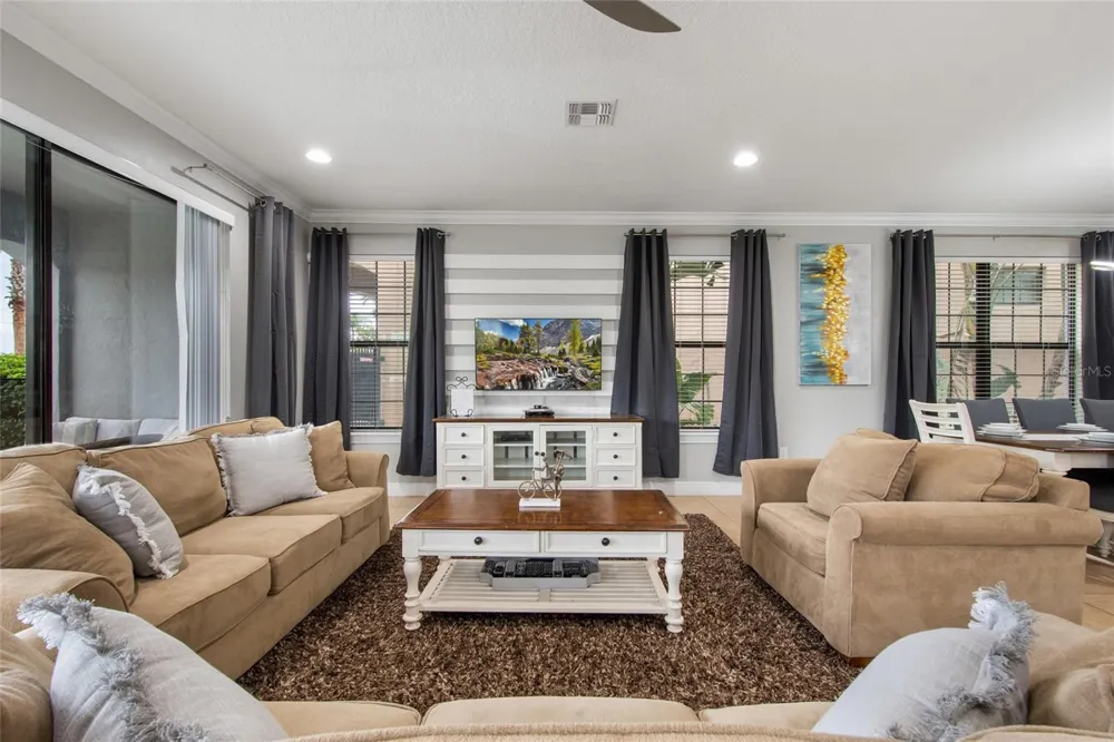 945 DESERT MOUNTAIN COURT Reunion, FL 34747