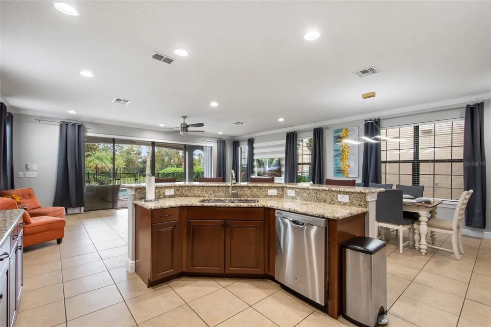 945 DESERT MOUNTAIN COURT Reunion, FL 34747