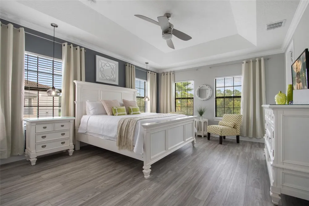 945 DESERT MOUNTAIN COURT Reunion, FL 34747