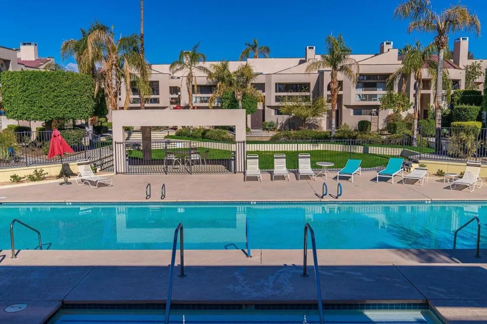 453 Village Square E Palm Springs, CA 92262