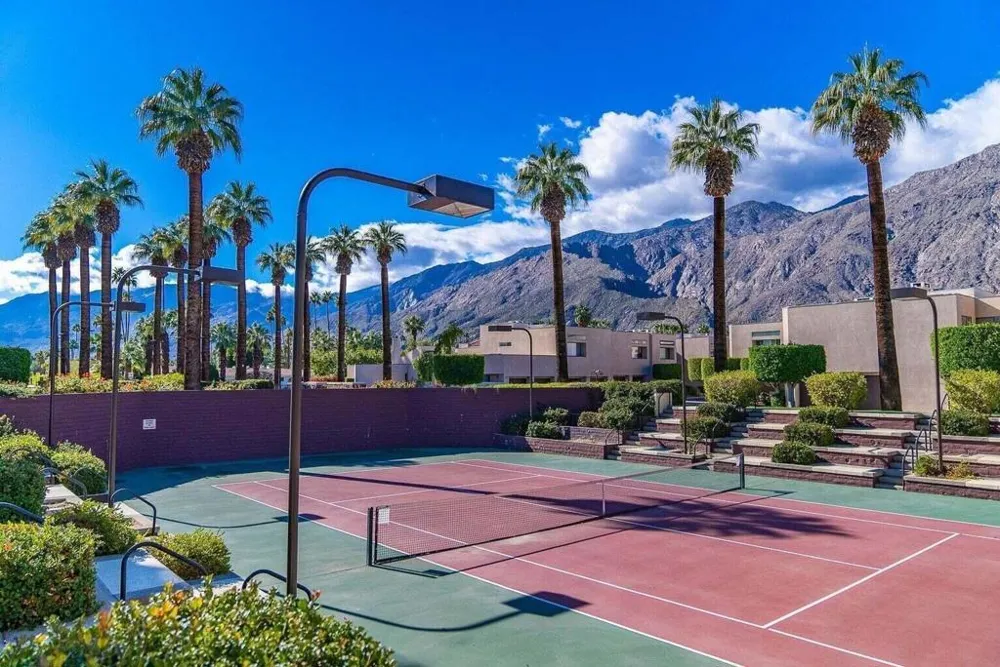453 Village Square E Palm Springs, CA 92262