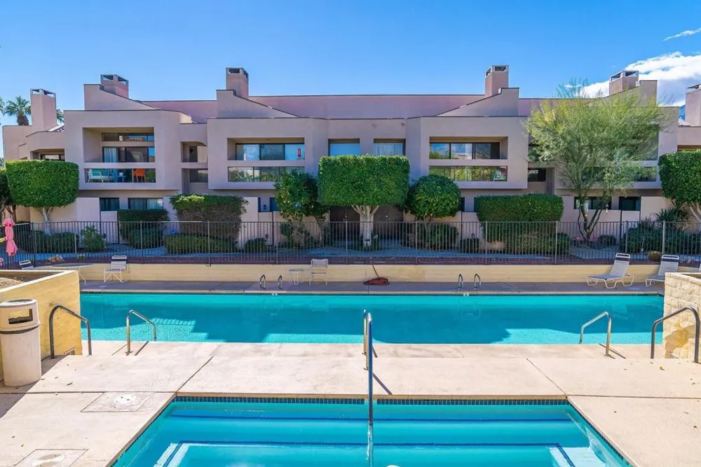 453 Village Square E Palm Springs, CA 92262