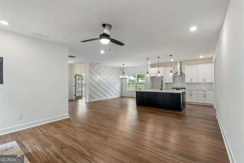 131 Old Alabama RD SE Emerson, GA 30137