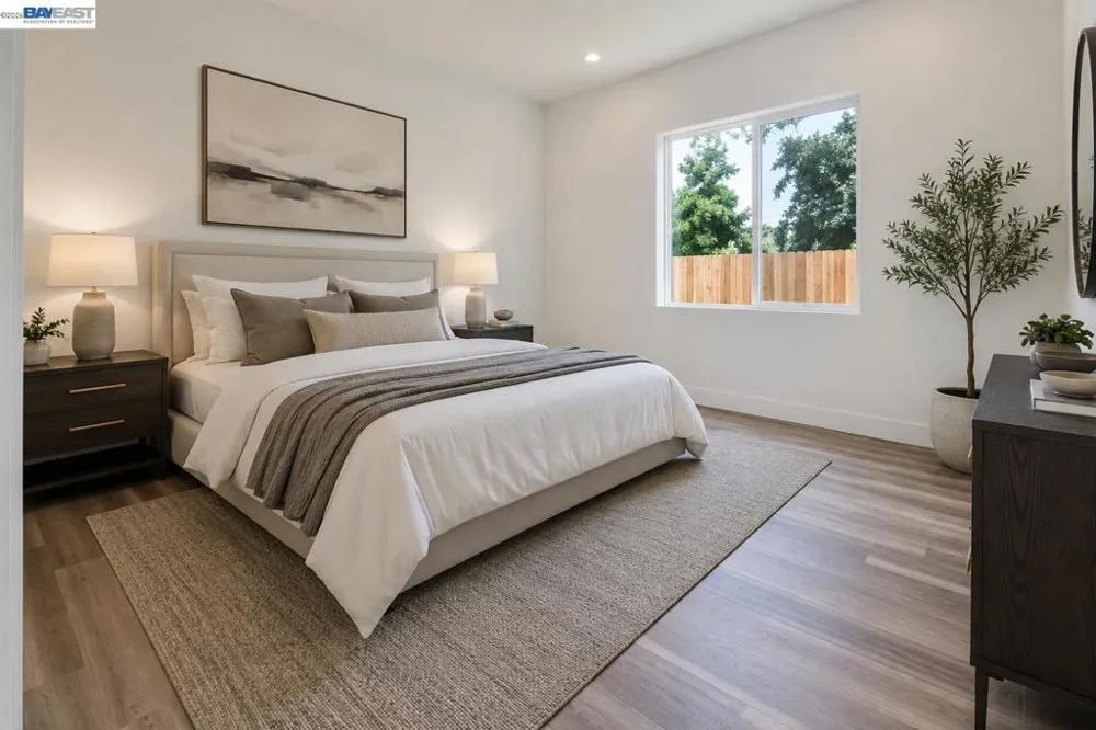 5200 Shirehills Lane Carmichael, CA 95608