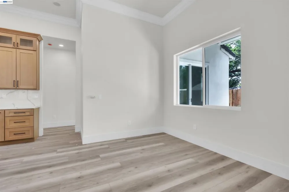 5210 Shirehills Lane Carmichael, CA 95608