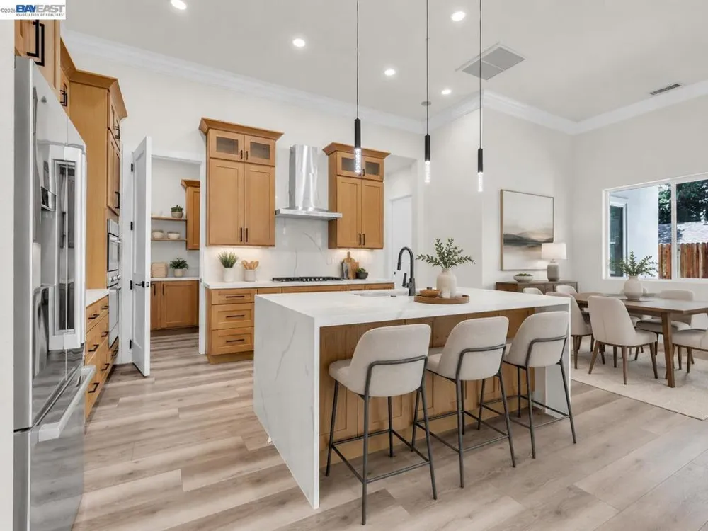 5210 Shirehills Lane Carmichael, CA 95608