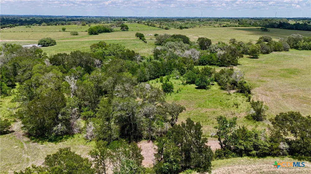 3703 Muehr Road Weimar, TX 78962