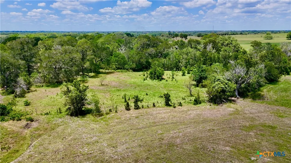 3703 Muehr Road Weimar, TX 78962