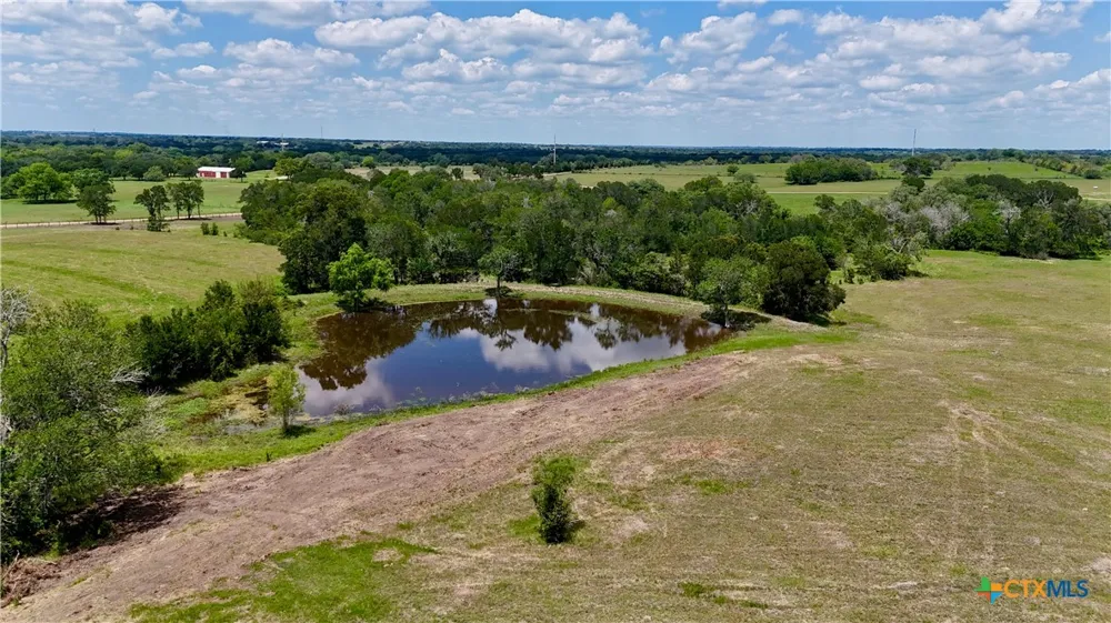 3703 Muehr Road Weimar, TX 78962
