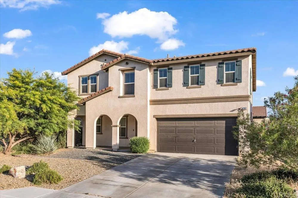 14361 Pioneer Way Victorville, CA 92394