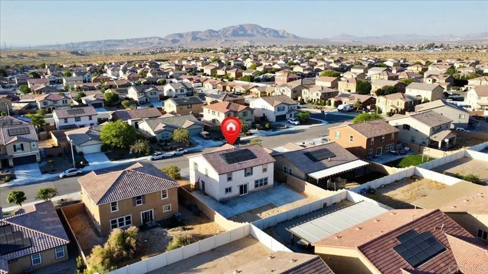 14361 Pioneer Way Victorville, CA 92394