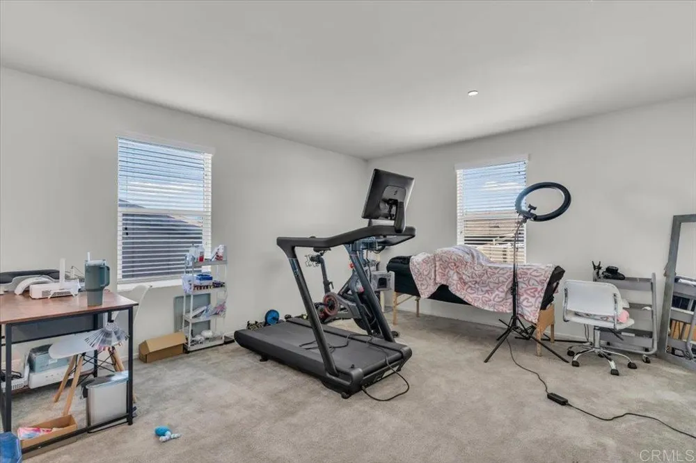 14361 Pioneer Way Victorville, CA 92394