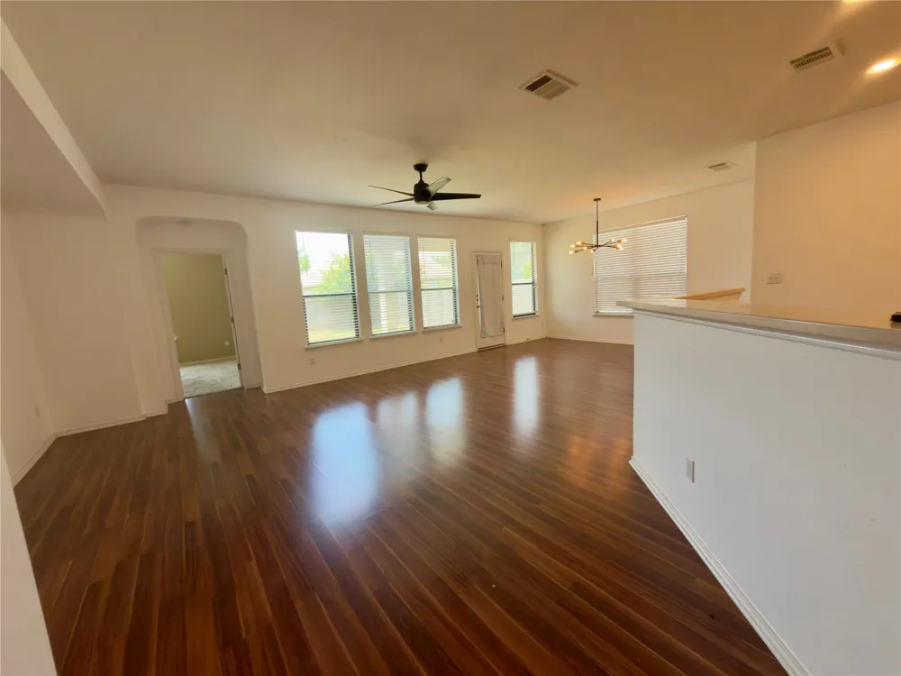 825 Watson Way Pflugerville, TX 78660