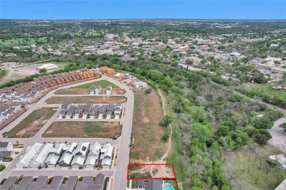785 Comal Creek Trail New Braunfels, TX 78130