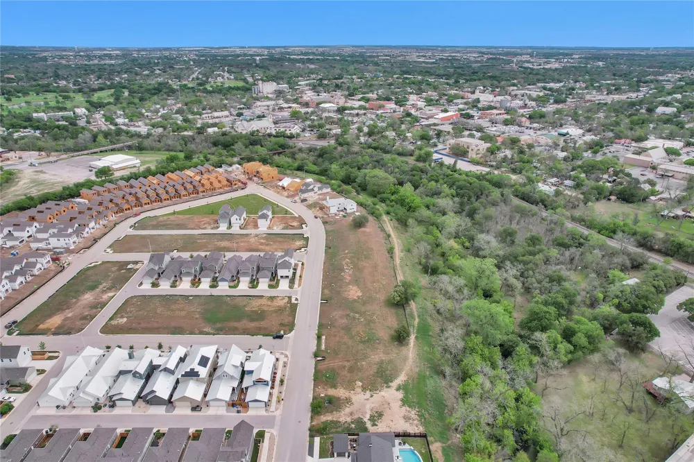785 Comal Creek Trail New Braunfels, TX 78130