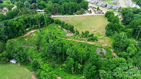 000 Mackwood Road