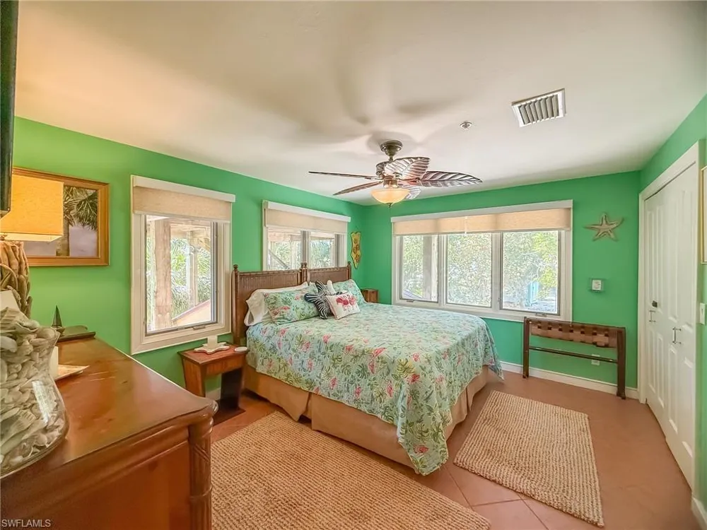 4541 Conch Shell Drive Captiva, FL 33924