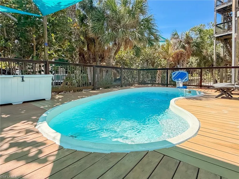 4541 Conch Shell Drive Captiva, FL 33924