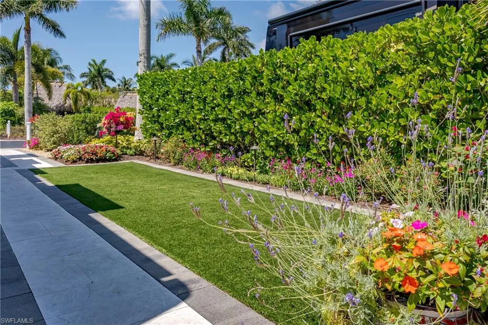 13567 Snook Circle Naples, FL 34114