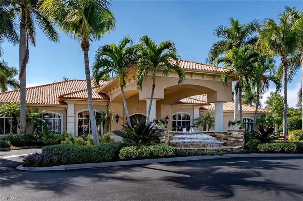 13567 Snook Circle Naples, FL 34114