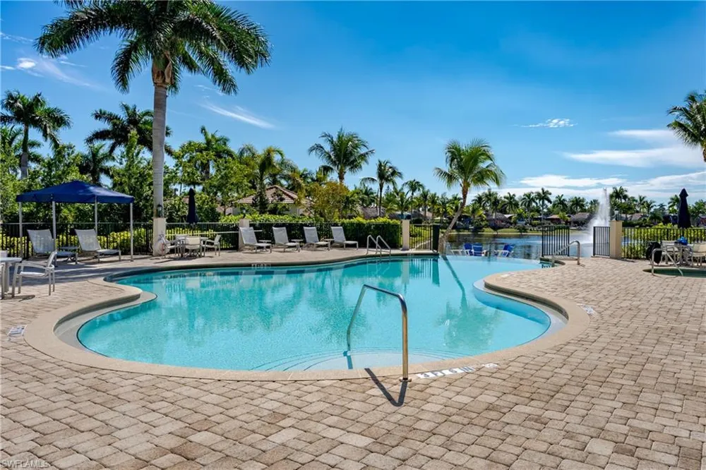 13567 Snook Circle Naples, FL 34114