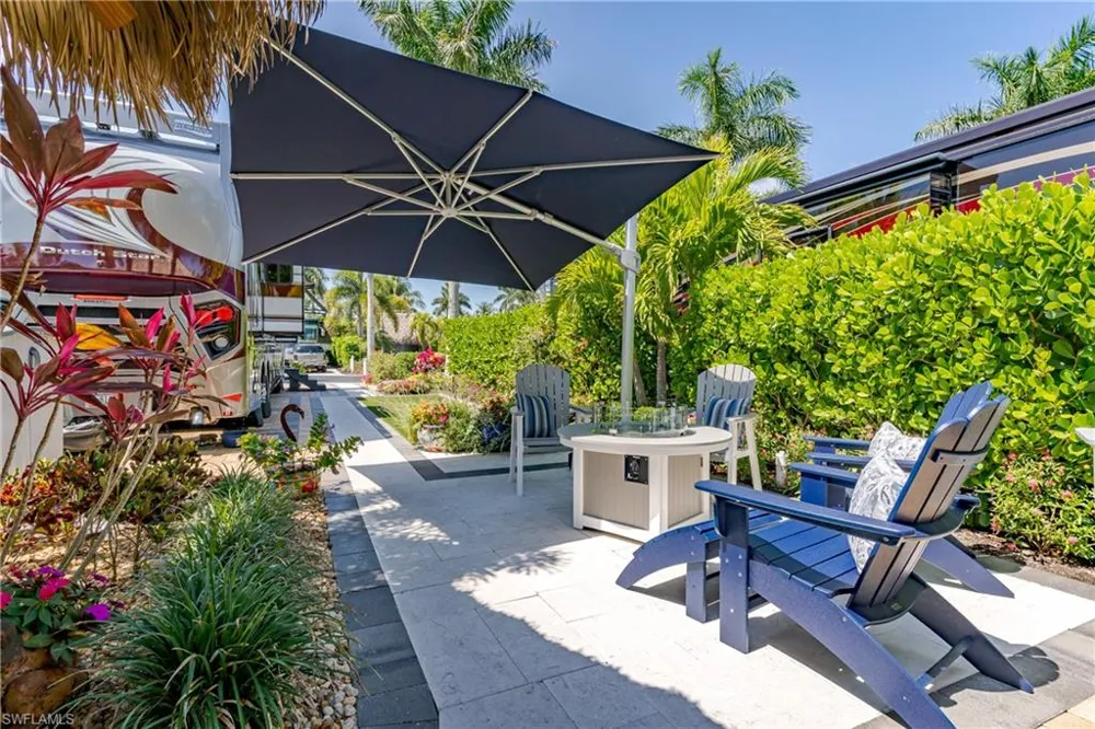13567 Snook Circle Naples, FL 34114