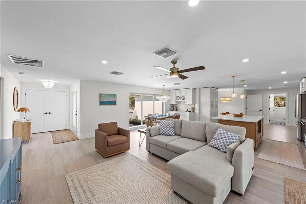 548 Boulder Drive Sanibel, FL 33957