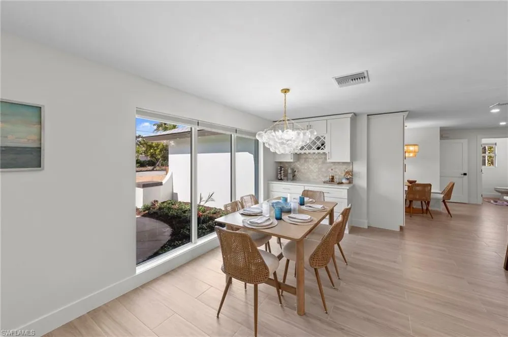 548 Boulder Drive Sanibel, FL 33957