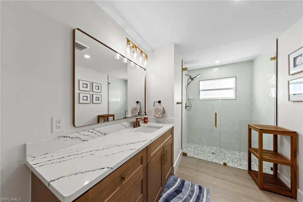 548 Boulder Drive Sanibel, FL 33957