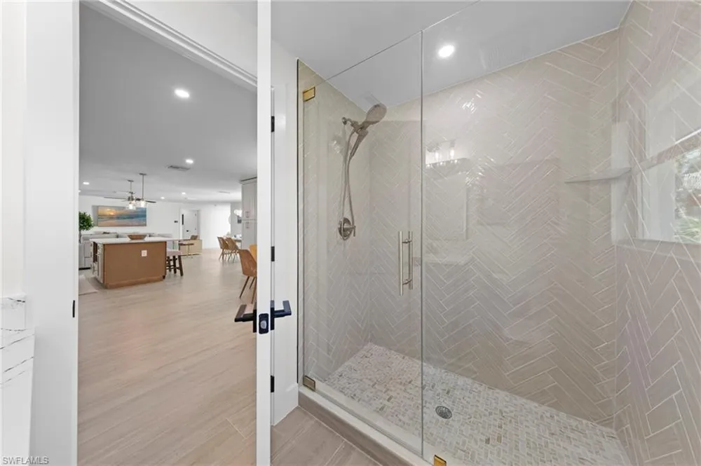 548 Boulder Drive Sanibel, FL 33957