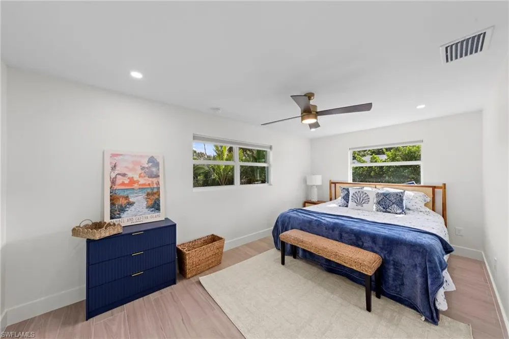 548 Boulder Drive Sanibel, FL 33957