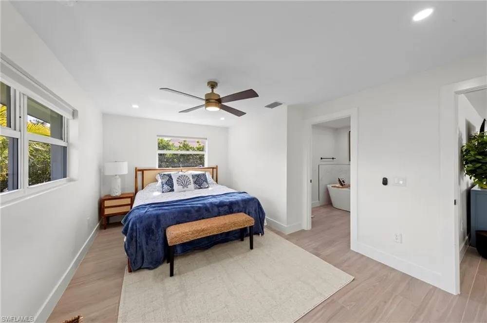 548 Boulder Drive Sanibel, FL 33957