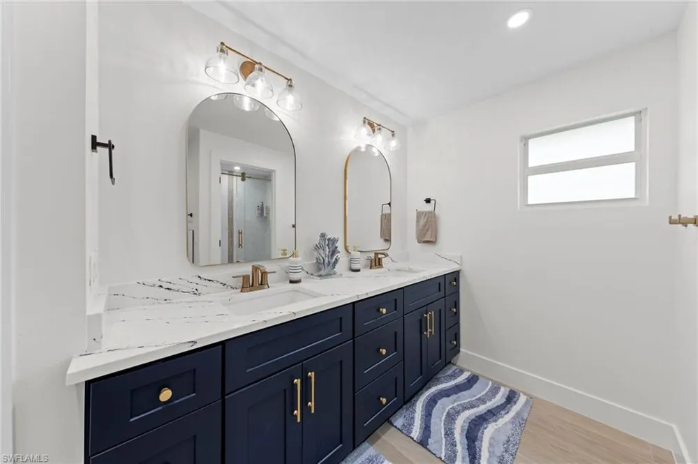 548 Boulder Drive Sanibel, FL 33957