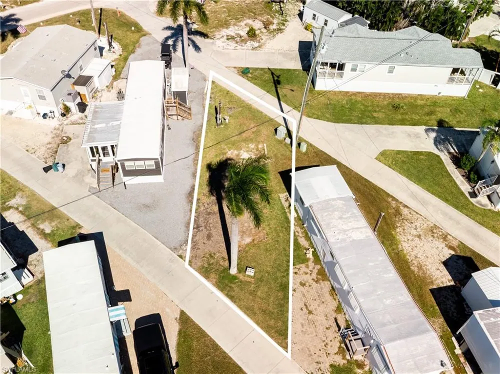 16978 Captains Drive Bokeelia, FL 33922