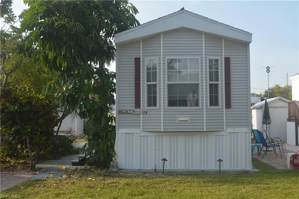 3809 Lemon Twist Loop Bonita Springs, FL 34134