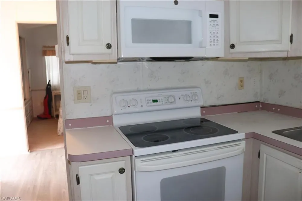 3809 Lemon Twist Loop Bonita Springs, FL 34134