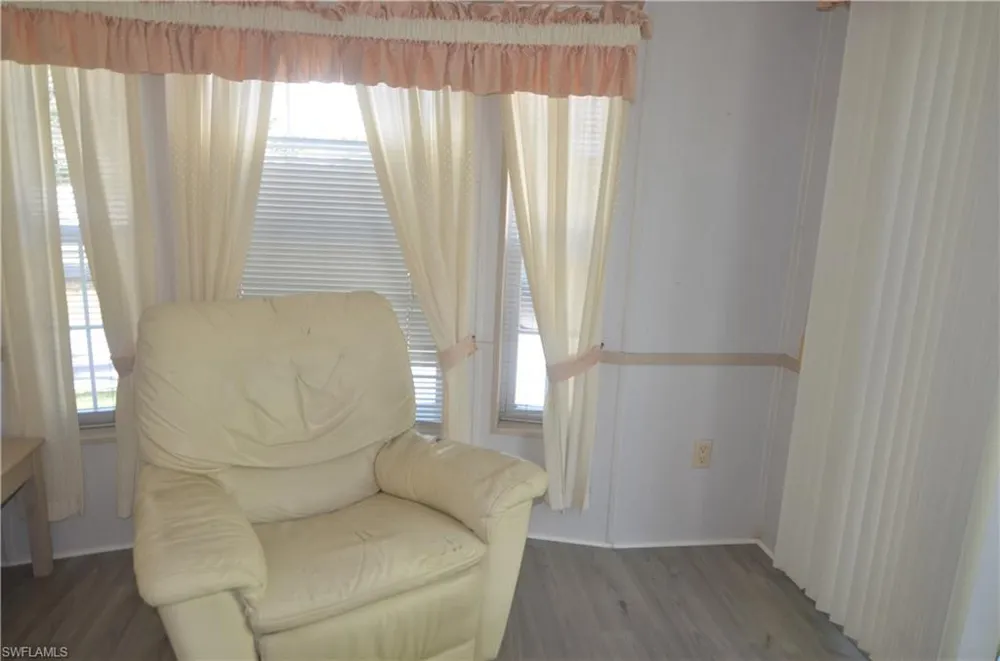 3809 Lemon Twist Loop Bonita Springs, FL 34134